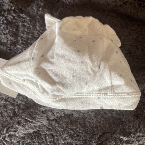 2/$20 NWT! PETIT BATEAU BABY HAT - stars! - Picture 7 of 8